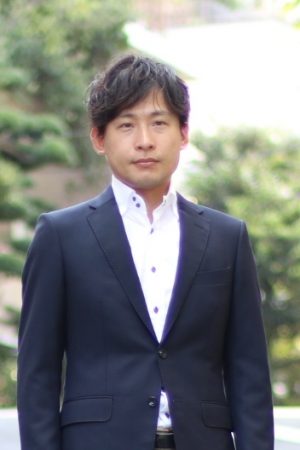 スーツで出来る簡単なビジネスカジュアル 秘訣は色 柄と素材にあり