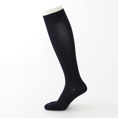 スーツスタイルではくるぶしが見える靴下はng 正しい靴下の選び方