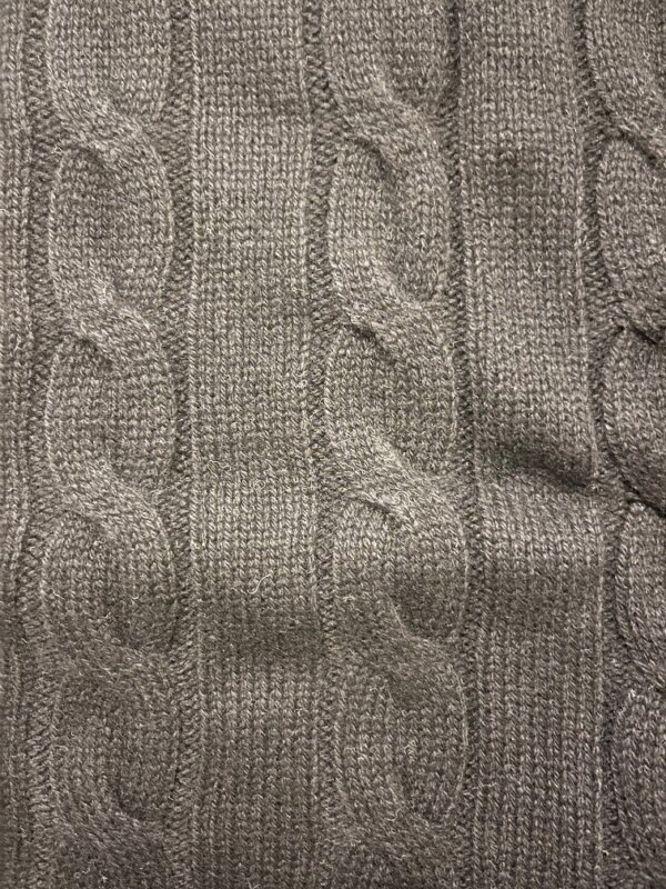 ケーブル編み